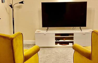 Oaklodge House - Photo 55