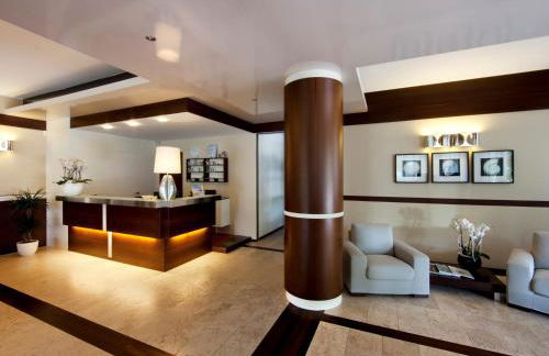 Aparthotel La Pineta - Photo 18