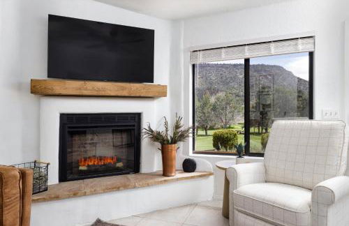 Stylish Townhome on Golf Course Red Rock View - Foto 23