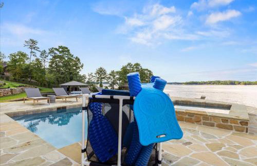 Luxe Lake Martin Home Pool Hot Tub Boat Dock - Foto 66