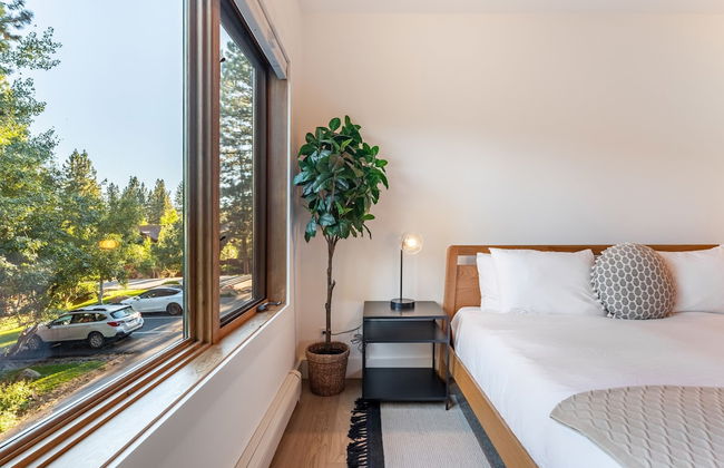 Northwood Mountain Views Sauna Balcony Tahoe Group Retreat - Photo 15