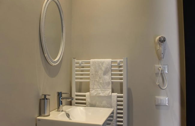 Vacanze Romane Rooms - Photo 34