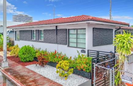 Los Patios Home Suites - Foto 70