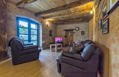 Village Miljavci - Photo 12