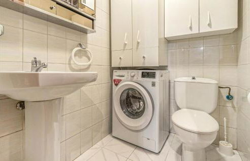 Stunning Apartment In Gijón With Wifi - Foto 21