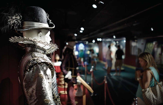 Shakespeare's Globe Tour - Photo 5