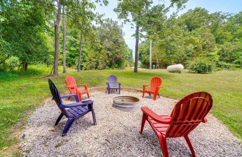 Modern Eckerty Home with Deck on Patoka Lake! - Foto 27