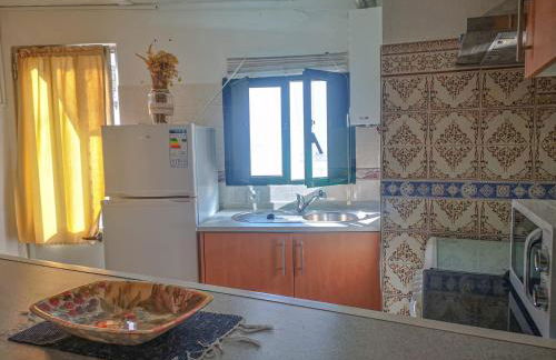 Casa do Rosa - Sleeps 6 - Parking - WiFi - Foto 4