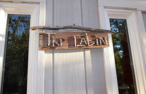 Dream Getaway-Secluded Hot Spa-Walk to Village-Walk to Pineknot Trailhead-Plus King Bed! - Foto 35