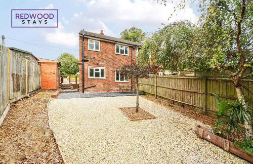 2 Bed 1 Bath House, Perfect for Corporate, Contractors & Families Free Parking, Garden, Netflix By Redwood Stays - Foto 18