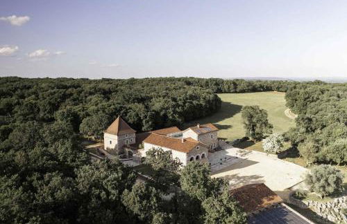 Mas des Sylves - Piscine intérieure chauffée - Parc de 100 hectares - Foto 72