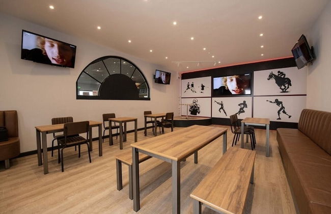 Charming 2-bed Cottage in Morecambe - Foto 16