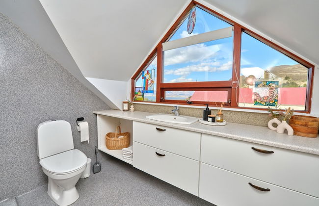 Kidafell Farmhouse - Photo 36