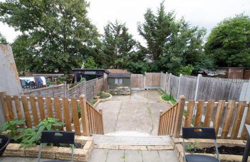 3 Bed Pet Friendly Home, With BBQ - Foto 74