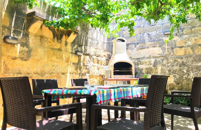 Ta Martin Farmhouse - Holiday Home In Gozo, Malta - Foto 1