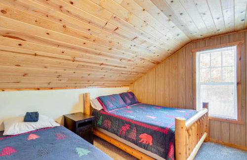 6 Mi to Spider Lake OHV Trails Cabin with Fire Pit - Foto 17