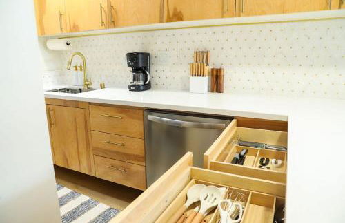 The Hillside Hideaway Mid Century Big Terrace - Foto 26