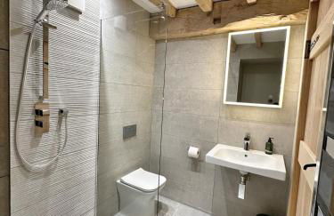 Owls Nook Barn, Luxury Barn with Hot Tub & Sauna - Foto 12