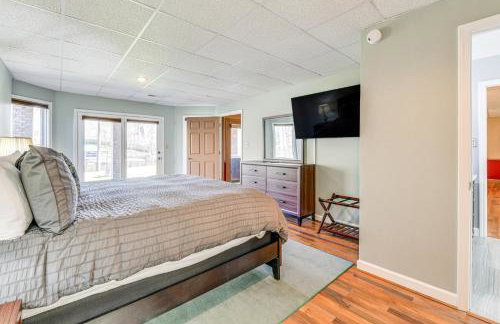 Lake Norman Retreat with Dock, Game Room and Hot Tub - Foto 20