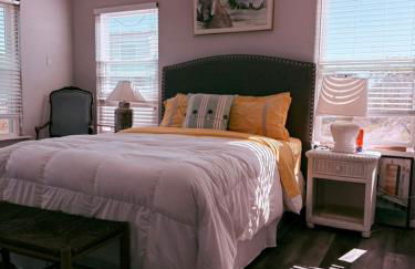 Fabulous Westhampton Dunes Waterfront - Photo 16