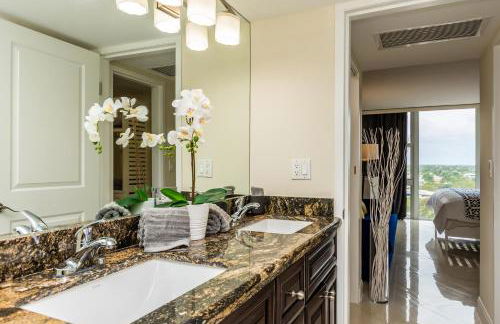 Ocean Beach Condo 3BR On the Sand 811 - Foto 39