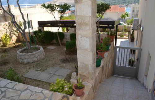 Apartment Lora - Photo 15