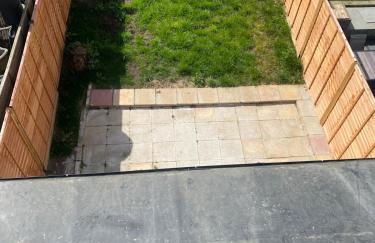 Lesley House 4 bed villa TV Internet Garden - Foto 26