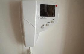 Exquisite Riverside Living in a Stunning Flat - Foto 7