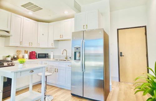 Newly Gated Stylish Steps to Hollywood 2B2B - Foto 27