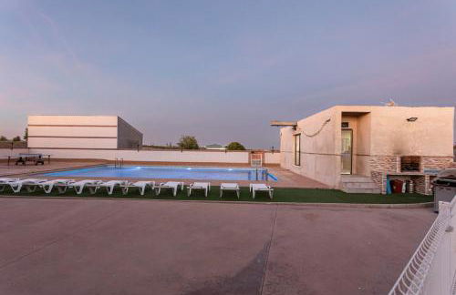 Casa Rural El Abuelo Mauri en Toledo ,finca privada sin vecinos, piscina y total libertad - Photo 69