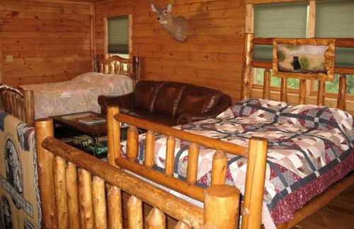 Rustic Log Cabin For a Group Getaway near Lake Cumberland in Kentucky - Foto 18