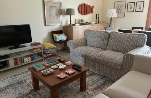 Lua do Mar - T2 - Piscina - Fte ao Mar- Central - Foto 4