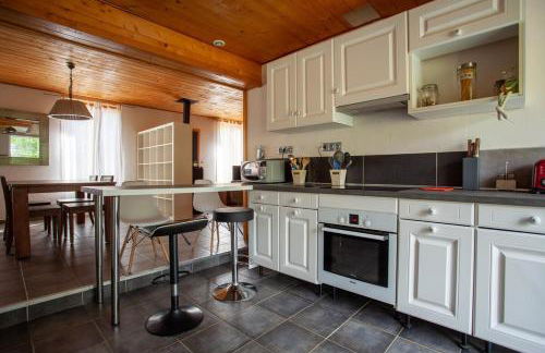 petite maison avec grand jardin clos - Foto 3