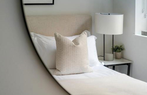 Luxury Central Mayfair Townhouse with AC 3BR 3BA - Foto 16