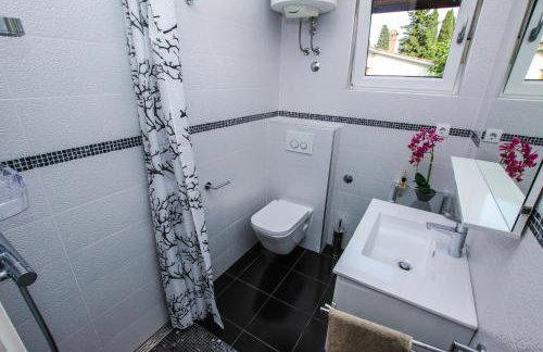 Family Beach Apartments - Photo 26