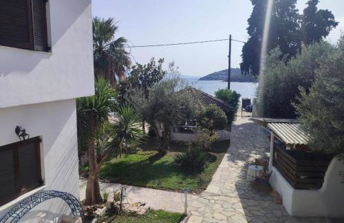 Mamidaki Beach House - Photo 10