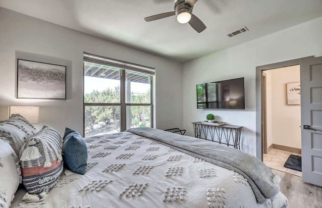 Upscale 5BR Home on Lake Travis With Hottub & Lake Views - Foto 5