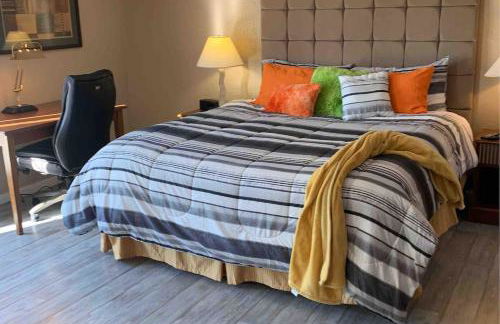 Alicia Alibi vintage Vegas pool house - Foto 21