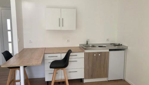 Studio 2 personnes au calme avec courette - Photo 4