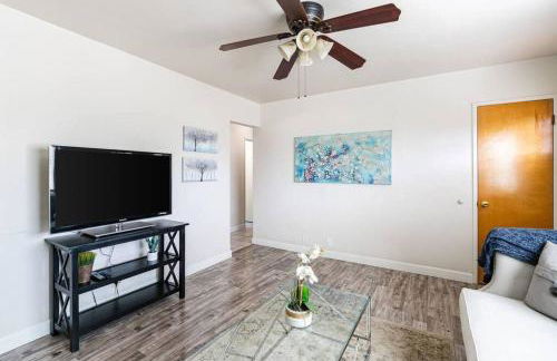 Casa Italia -2BR- FREE Driveway parking for 2 cars - Foto 2