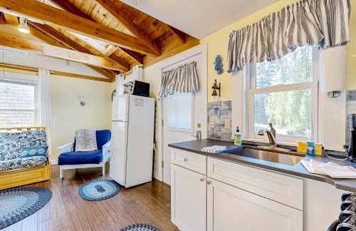 Shorelands Resort Cottage 24 - Photo 2