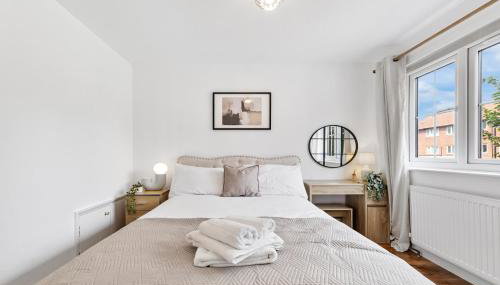 4 Bedroom House by Homestyles Hosts - Short Lets and Serviced Accommodation Islington - Private En-Suite - Foto 2, towels