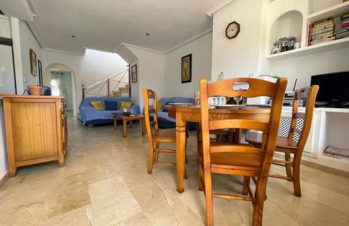 3 Bed Townhouse Overlooking Com Pool LD314 - Foto 5
