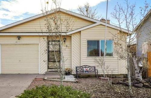 Pet Friendly/3 King Beds/Mins to Airport - Foto 21