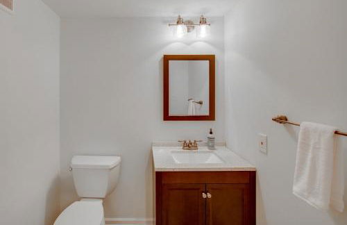 Game Room and Covered Patio Hummelstown Hideaway - Foto 19