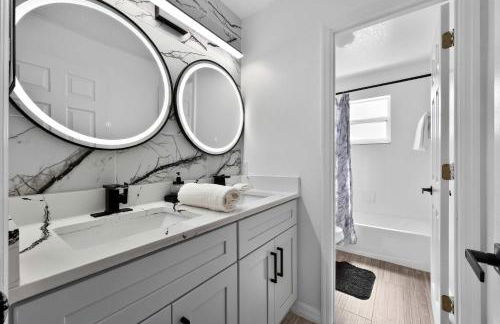 Elegant 4BR Luxury Home - Private Pool Disney - Foto 50