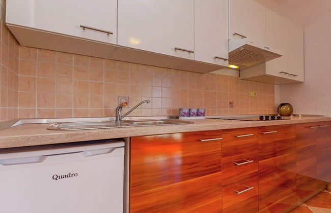 Luring Apartment in Dramalj with Hot Tub - Foto 5