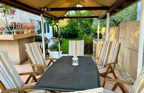 LUX Apartments - Photo 3