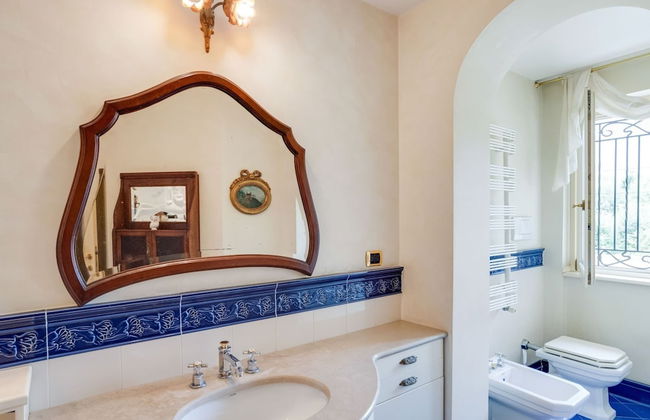 Belvilla by OYO Villa in Lanzo D'intelvi - Foto 28