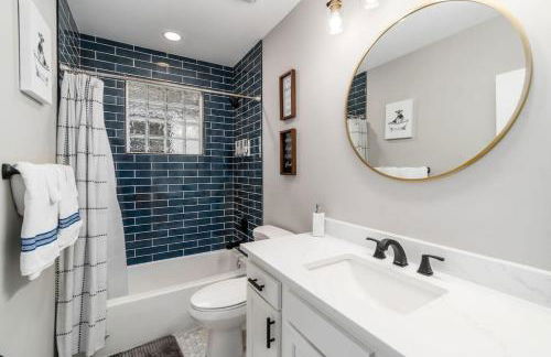 Entire Home Private Parking Fenced Yard - Foto 28